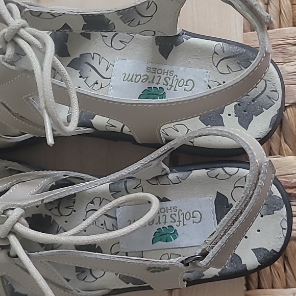 🌿 GOLFSTREAM  STRAPPY SANDALS 🌿 - Picture 9 of 12